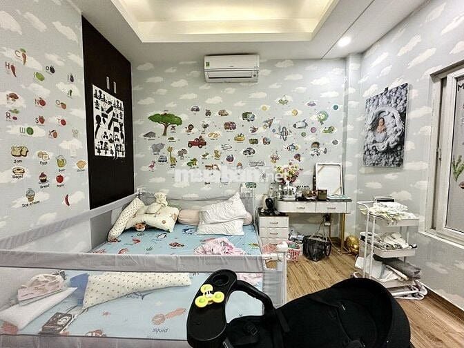 Bán nhà đẹp HXH Hoàng Hoa Thám 5 tầng mới 5PN sổ đẹp nở hậu