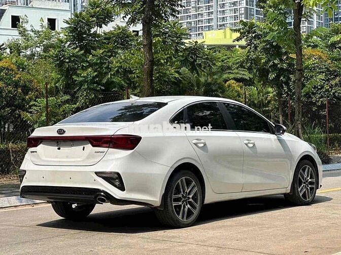 Kia Cerato Luxury 1.6 AT sản xuất 2021