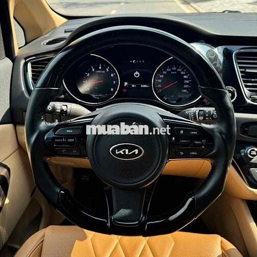 Kia Sedona 2016 3.3L GAT - 51000 km