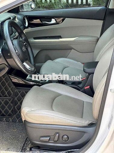 Kia Cerato Luxury 1.6 AT sản xuất 2021