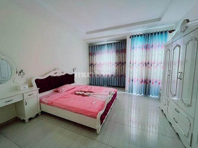 Kinh doanh thua lỗ bán gấp 63m2,1T2L,SHR, 1 tỷ 270tr,Quang trung. Shr
