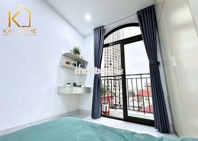 Siêu phẩm CCMN 1n1k 35m2 Full đồ xịn sò. Ban công thoáng tại Cự Lộc