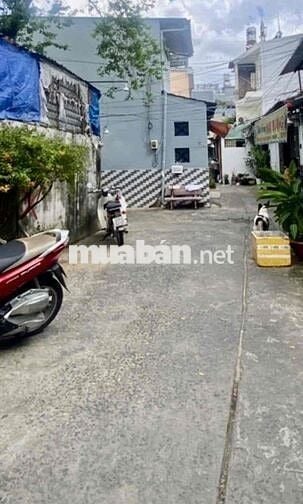 - Lô trống (nhà cũ đã tháo dỡ) -Phú Thọ Hoà-Tân Phú-Tp HCM.
