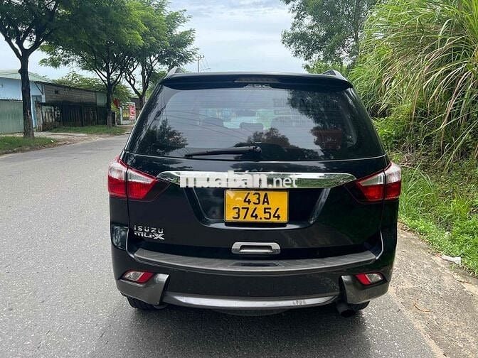 Isuzu Dmax 2016 LS 2.5 MT - 152400 km