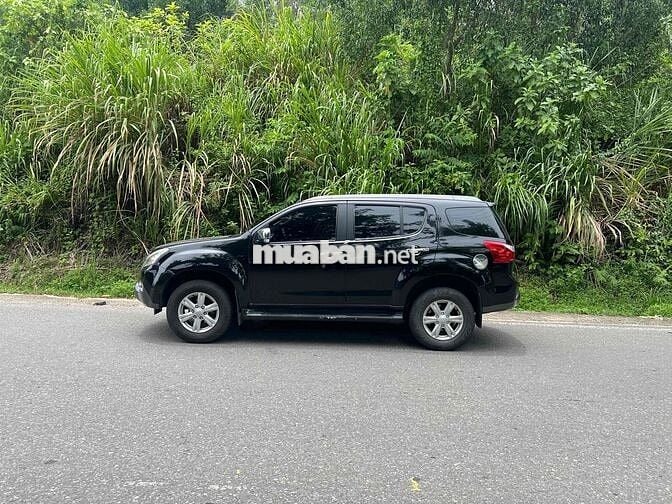 Isuzu Dmax 2016 LS 2.5 MT - 152400 km