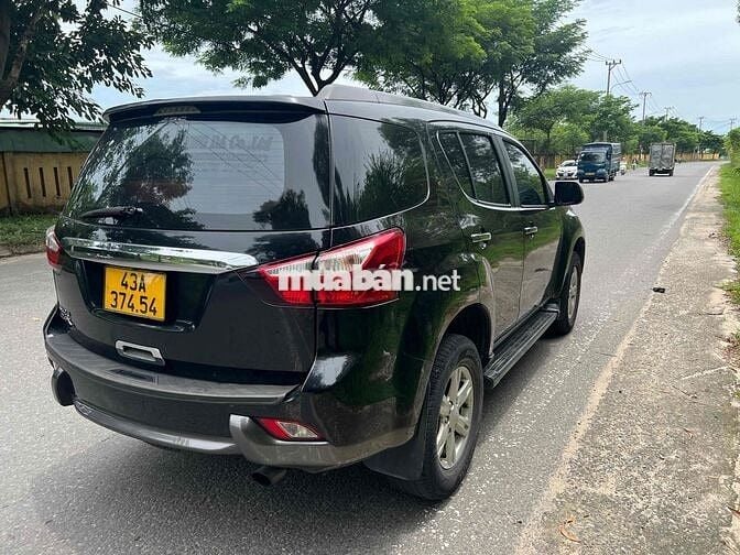 Isuzu Dmax 2016 LS 2.5 MT - 152400 km