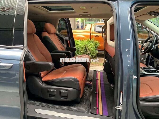 Kia Carnival Signature 2.2D sx 2023 tuyệt đẹp