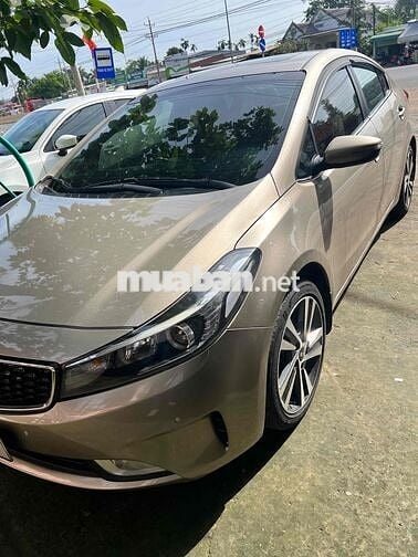 Kia Cerato 2017 1.6 AT - 68000 km