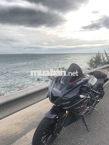 Yamaha YZF-R15 V3.0 MotoGP Edition