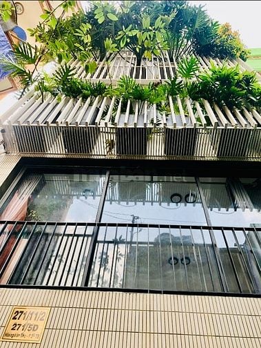 Bán gấp nhà Hoàng văn thụ vòng xoay 