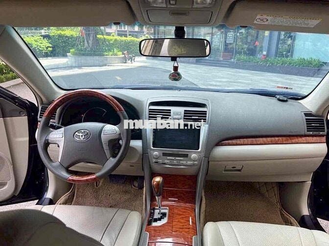 Toyota Camry 2009 - 120000 km