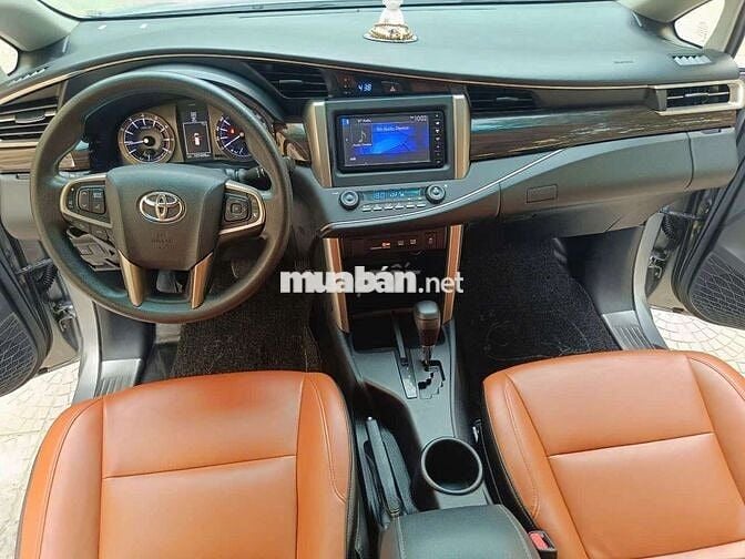 Toyota Innova 2.0G 2019 - 15000 km