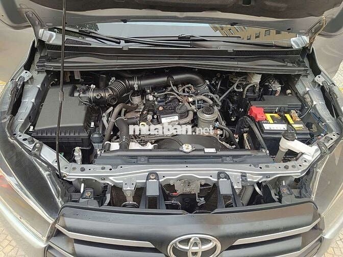 Toyota Innova 2.0G 2019 - 15000 km