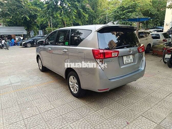 Toyota Innova 2.0G 2019 - 15000 km