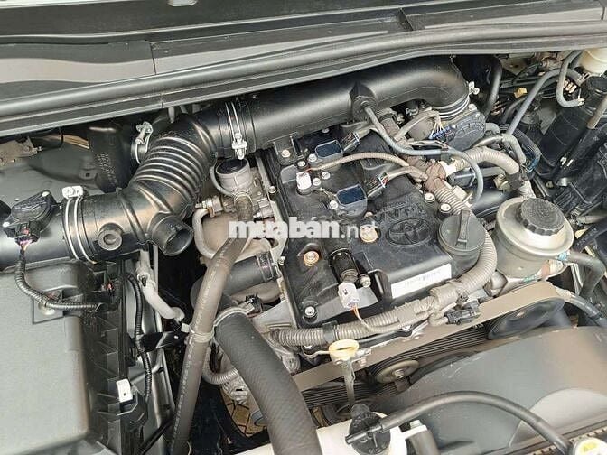 Toyota Innova 2.0G 2019 - 15000 km