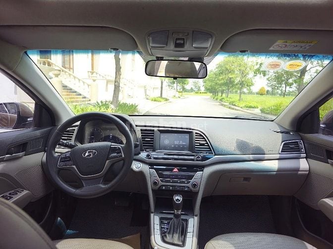 Hyundai elantra 2017 1.6 giá hợp lý ạ