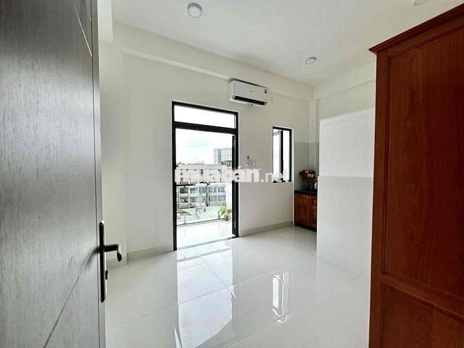 Căn Hộ Ban Công Mới Xây Ngay Công viên Lê Thị Riêng