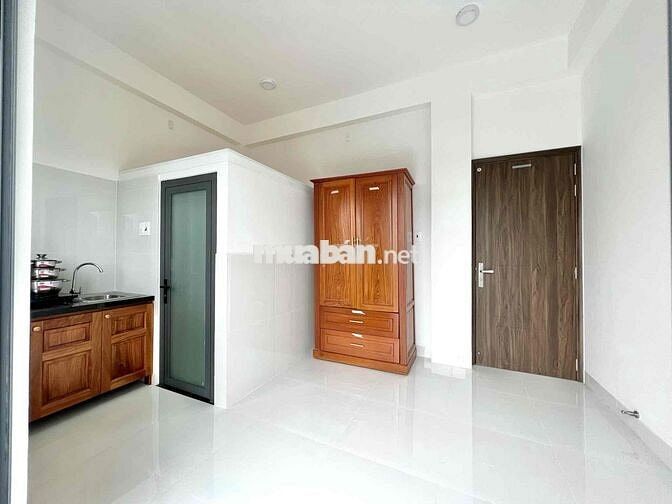 Căn Hộ Ban Công Mới Xây Ngay Công viên Lê Thị Riêng