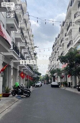 Nhà Hẻm 8M Thông Thoại Ngọc hầu.DT:4 X 20. 4 lầu 6PN 7WC 6 máy lạnh.