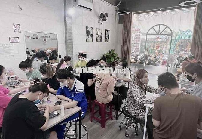 Sang nhượng mặt bằng kinh doanh nail , phun xăm , nối mi ...