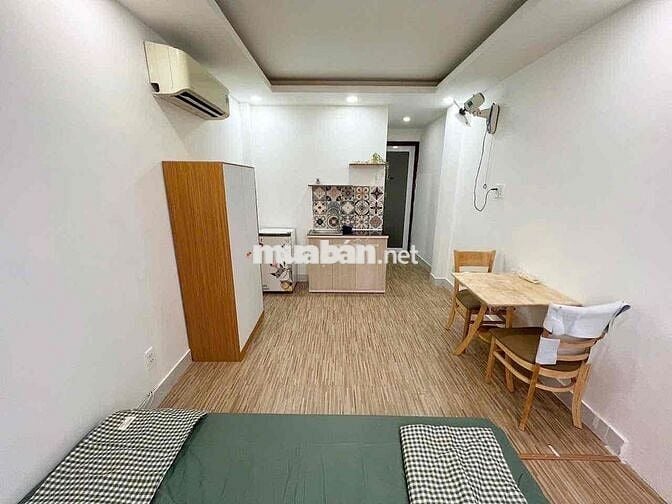 Cho thuê phòng Q1 gần Cầu Ông Lãnh , ĐH Luật TPHCM 30m2 có Bancol