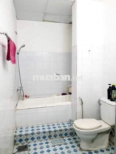 CHO THUÊ NHÀ HẺM TTTP 4 PHÒNG NGỦ GIÁ 10 TRIỆU/THÁNG