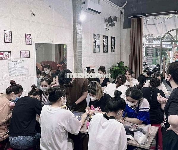 Sang nhượng mặt bằng kinh doanh nail , phun xăm , nối mi ...