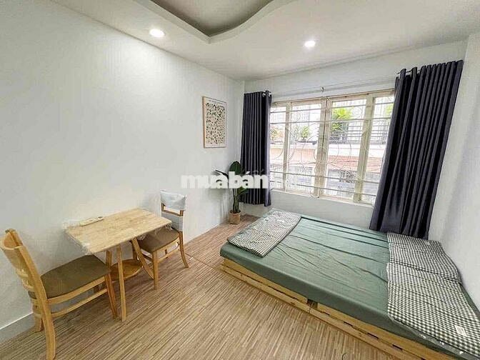 Cho thuê phòng Q1 gần Cầu Ông Lãnh , ĐH Luật TPHCM 30m2 có Bancol