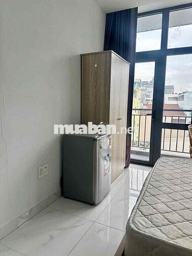 Cho thuê gấp căn hộ thang máy điện biên phủ với đầy đủ nội thấy và tie