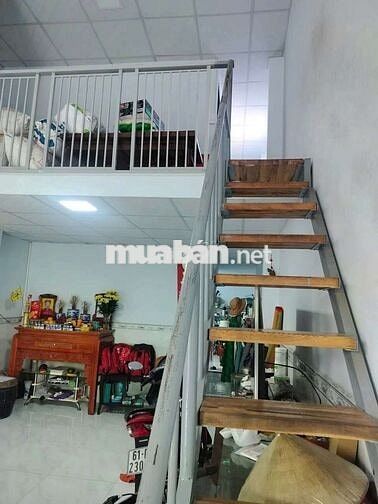 Nhà cấp 4 gác lửng gần chợ Dĩ An 1 và trường cấp 1.2.3 vào 500m