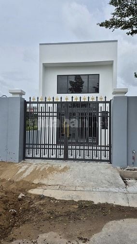 Bán nhà đẹp 85m2 chỉ 650 triệu - SHR