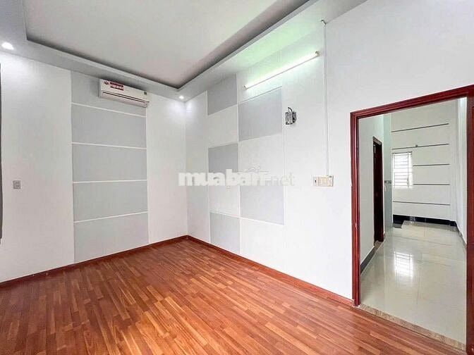 BÁN NHÀ MÁI THÁI 1T1L SHR 5X19M NGAY GẦN TRUNG TÂM BÌNH CHÁNH !