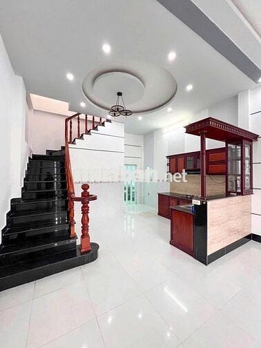 BÁN NHÀ MÁI THÁI 1T1L SHR 5X19M NGAY GẦN TRUNG TÂM BÌNH CHÁNH !