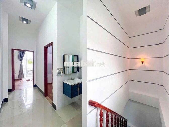 BÁN NHÀ MÁI THÁI 1T1L SHR 5X19M NGAY GẦN TRUNG TÂM BÌNH CHÁNH !