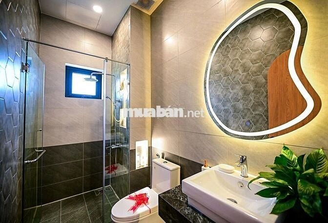 Nhà phố liền kề 70m2, 2 phòng ngủ, đường Hội Nghĩa 28, gần VSIP III