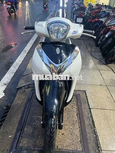 Honda SH mode 2018 mới 90% Bstp chính chủ