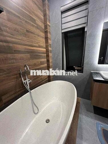 CẦN BÁN GẤP NHÀ NGAY CHỢ BỜ NGỰA- 790 TRIỆU - SHR
