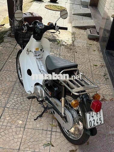 Cub Nhật HONDA 50cc không cần bằng lái cho HSSV
