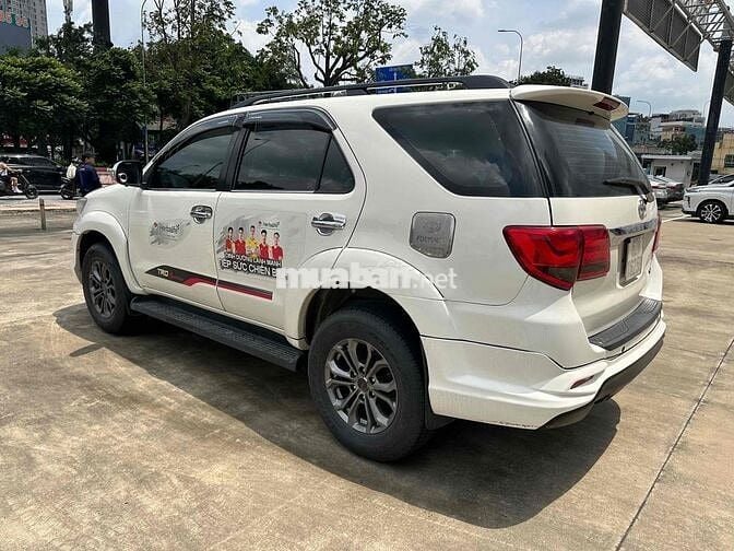 Toyota Fortuner 2019 2.7V 4x2 AT - 7c tự động HANG