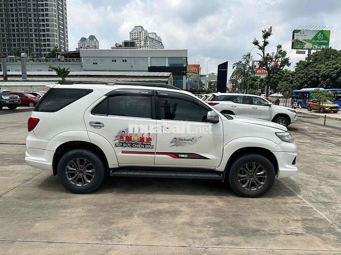 Toyota Fortuner 2019 2.7V 4x2 AT - 7c tự động HANG