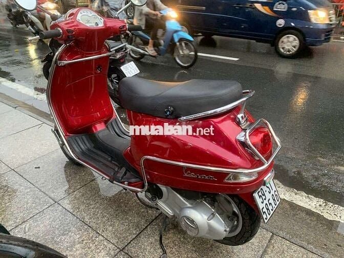 Piaggio vespa LX 2012 mới 90% biển số thành phố