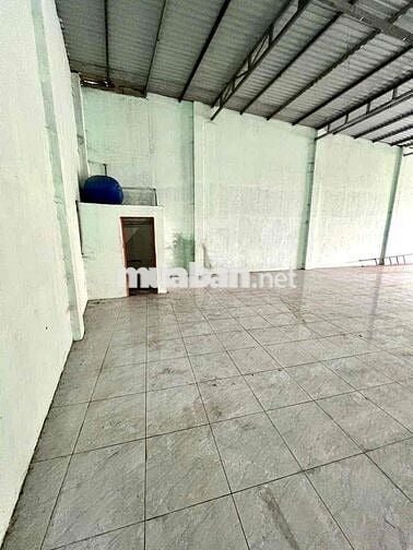 Ha 500tr. Bán Kho Xưởng 8*18m Đường xe tải 2/ Kênh Trung Ương Vĩnh Lộc