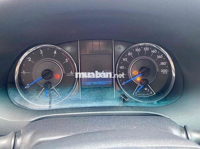 Toyota Fortuner 2017 2.7V 4x2 AT - 7c số sàn