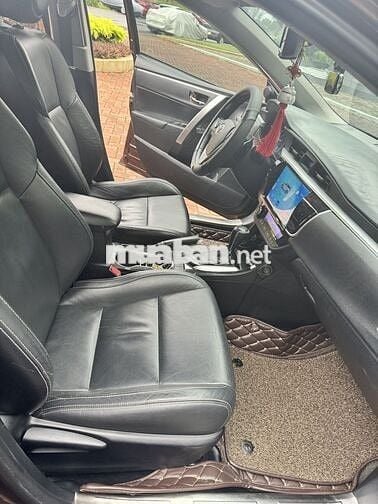Lên đời xe cần bán Toyota Altis 2.0V đời 2015