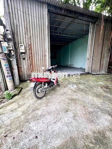 Ha 500tr. Bán Kho Xưởng 8*18m Đường xe tải 2/ Kênh Trung Ương Vĩnh Lộc