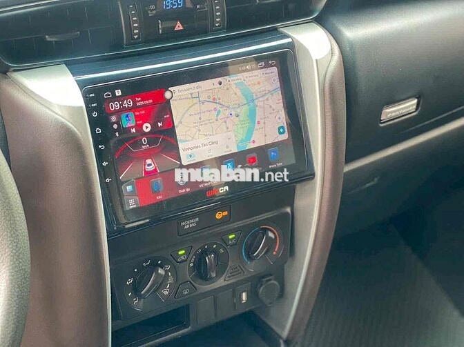 Toyota Fortuner 2017 2.7V 4x2 AT - 7c số sàn