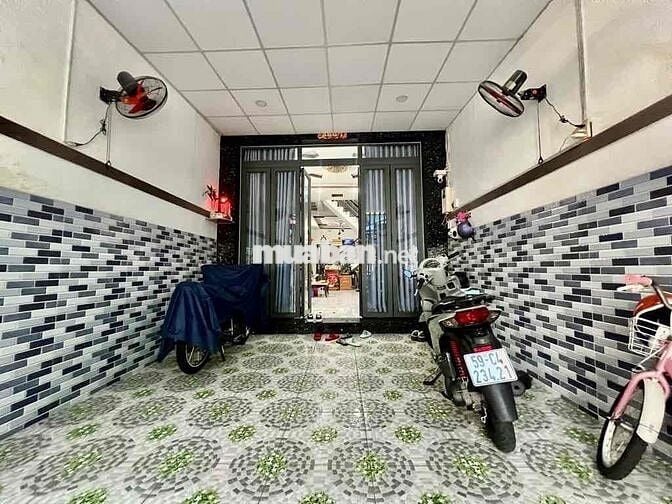 🔥💥NHÀ Ở VỊ TRÍ ĐẮC ĐỊA LÊ VĂN LƯƠNG Q7 . HẺM XH TRÁNH , 76M2 , 3LẦU, N