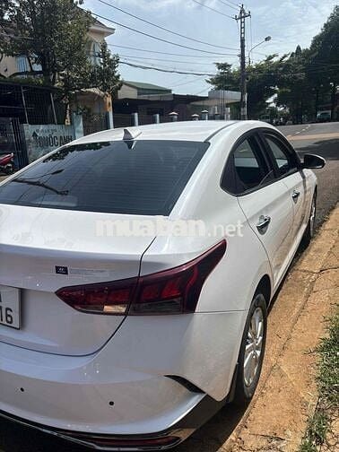Hyundai Accent 2022 1.4 AT - 42000 km
