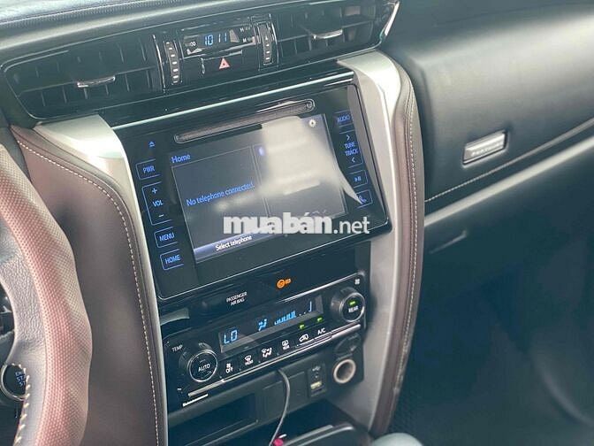 Toyota Fortuner 2018 2.7V 4x2 - 82000 km