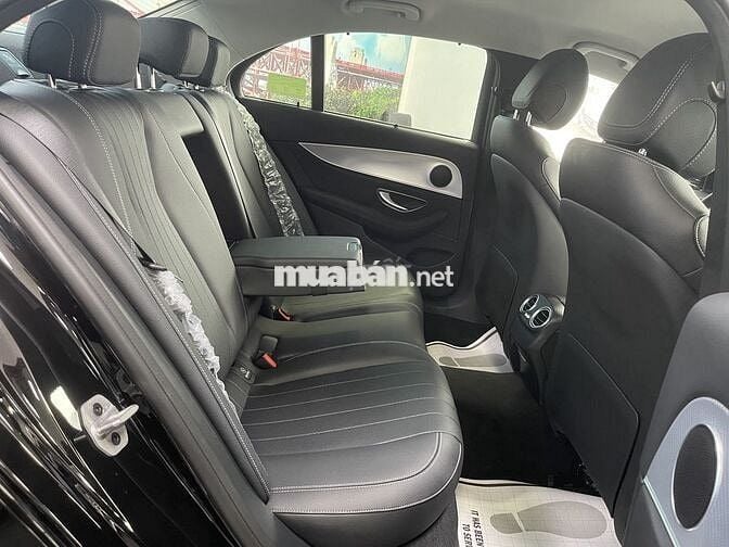 Mercedes Benz E180 2021  - 35000 km Chính Hãng